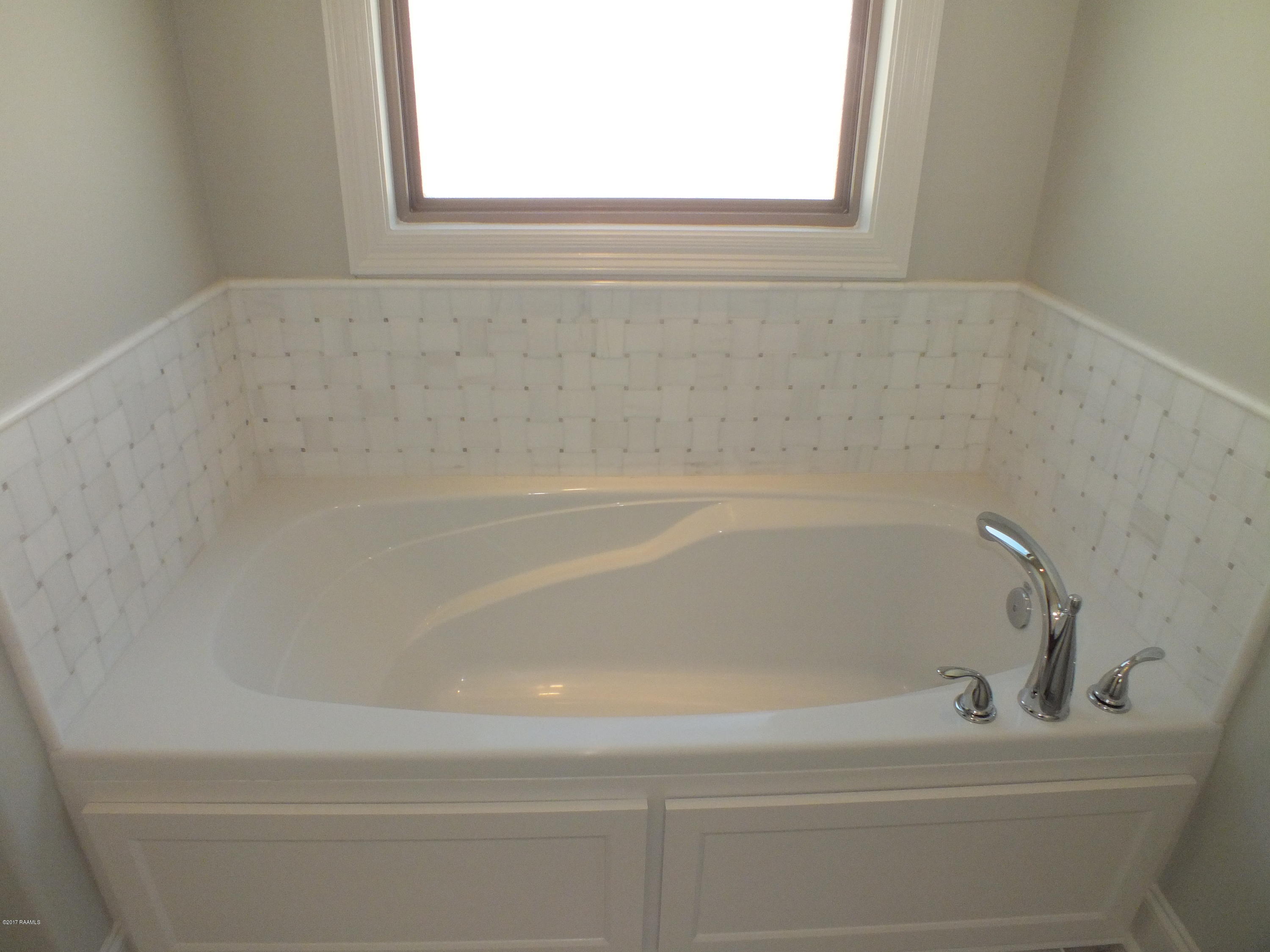109 Timber Bark Road Lafayette, LA 70508 - Photo 8 of 18 Gallery Image 8