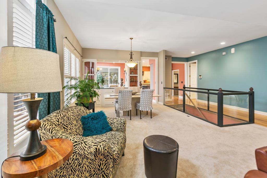 10396 Bluff Road Eden Prairie, MN 55347 - Photo 11 of 66 Gallery Image 11
