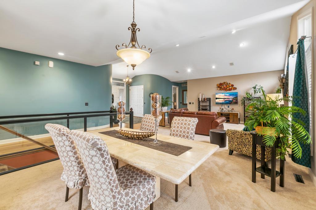 10396 Bluff Road Eden Prairie, MN 55347 - Photo 14 of 66 Gallery Image 14