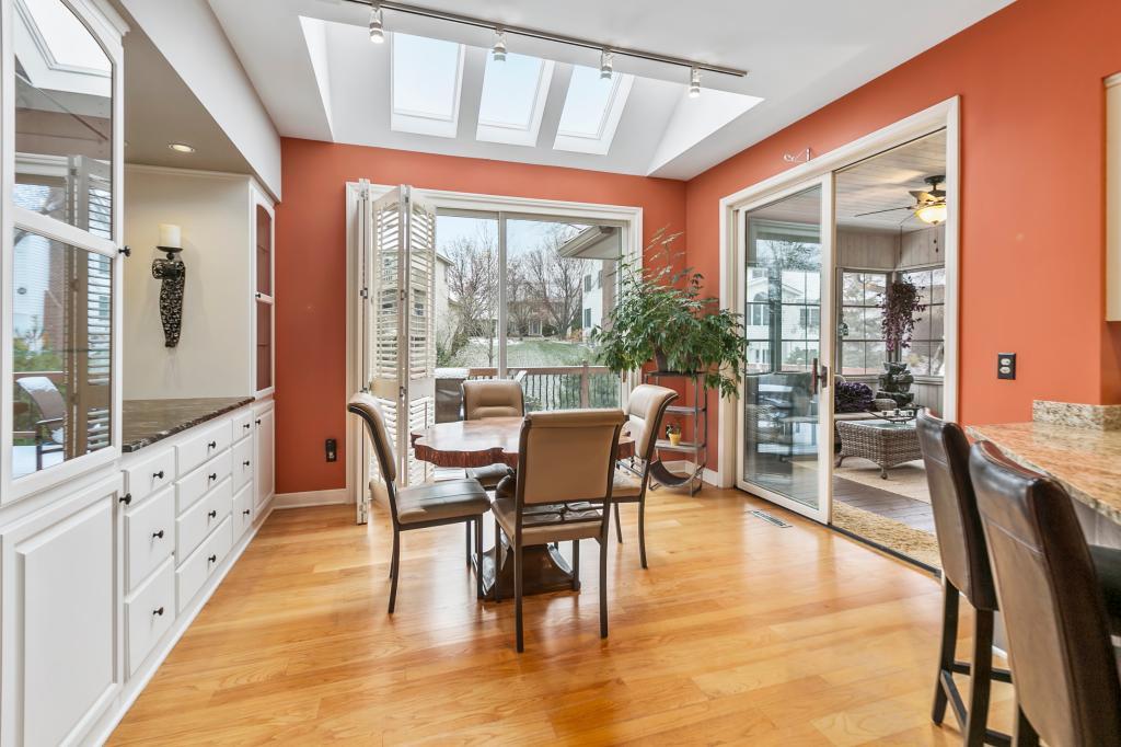 10396 Bluff Road Eden Prairie, MN 55347 - Photo 20 of 66 Gallery Image 20