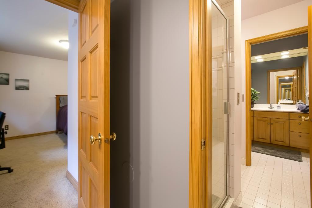 10396 Bluff Road Eden Prairie, MN 55347 - Photo 47 of 66 Gallery Image 47