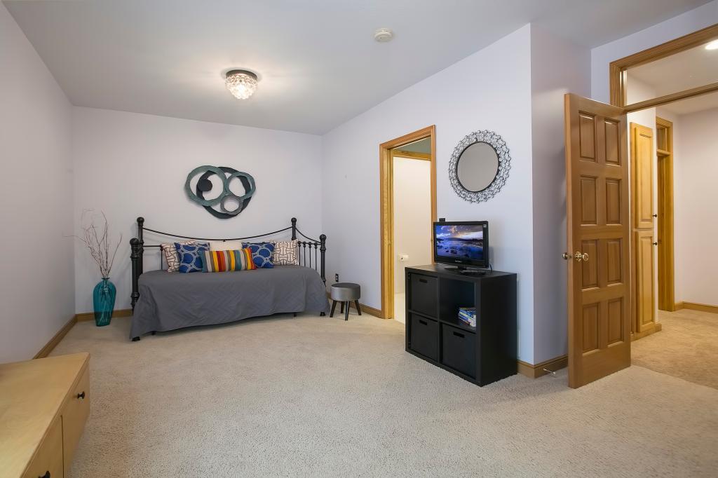 10396 Bluff Road Eden Prairie, MN 55347 - Photo 50 of 66 Gallery Image 50