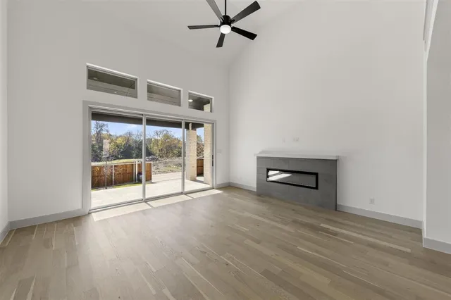 a view of a livingroom with a furniture