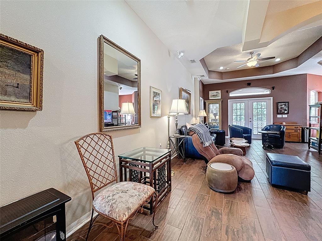 12200 Hunters Lake Drive New Port Richey, FL 34654 - Photo 15 of 92