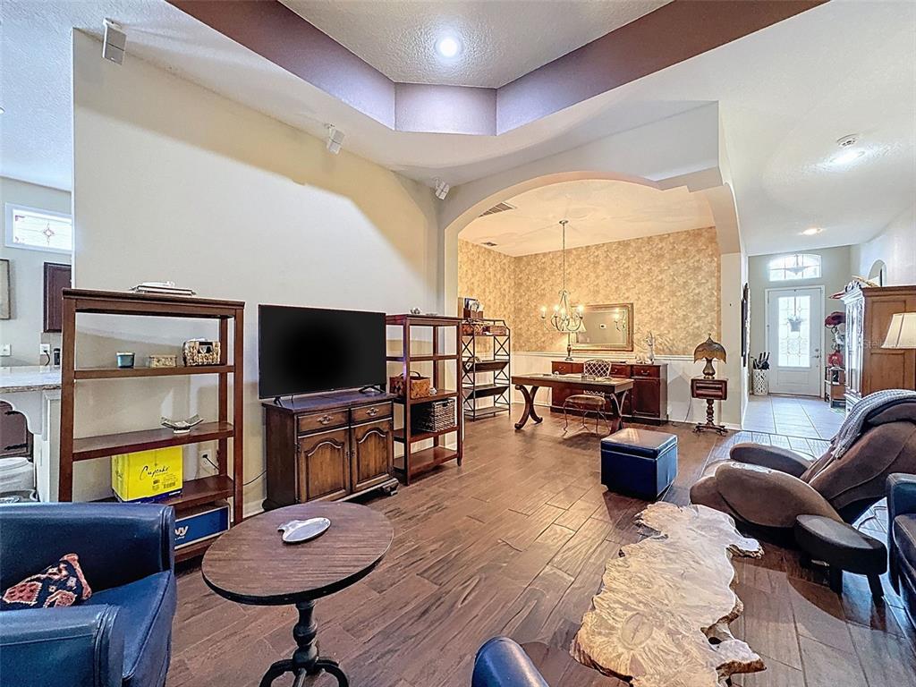 12200 Hunters Lake Drive New Port Richey, FL 34654 - Photo 17 of 92