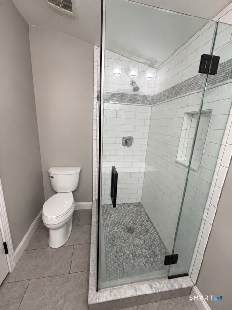 691 Stratford Road Stratford, CT 06615 - Photo 17 of 21 Gallery Image 17