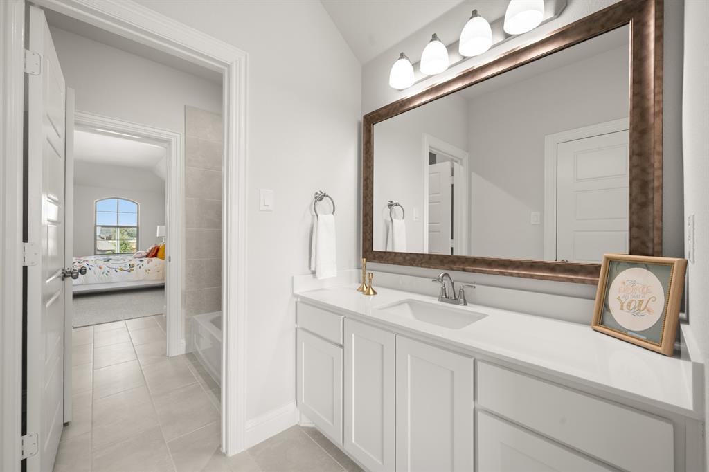 5638 Rutherford Drive Midlothian, TX 76065 - Photo 28 of 32 24_5638 Rutherford- Bathroom-2
