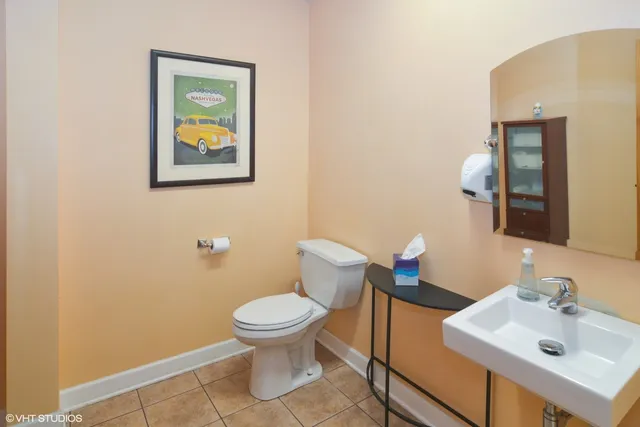 $620,000 | 3522 West Armitage Avenue, Chicago, IL 60647