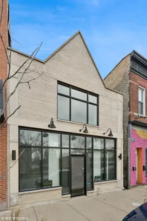 $620,000 | 3522 West Armitage Avenue, Chicago, IL 60647