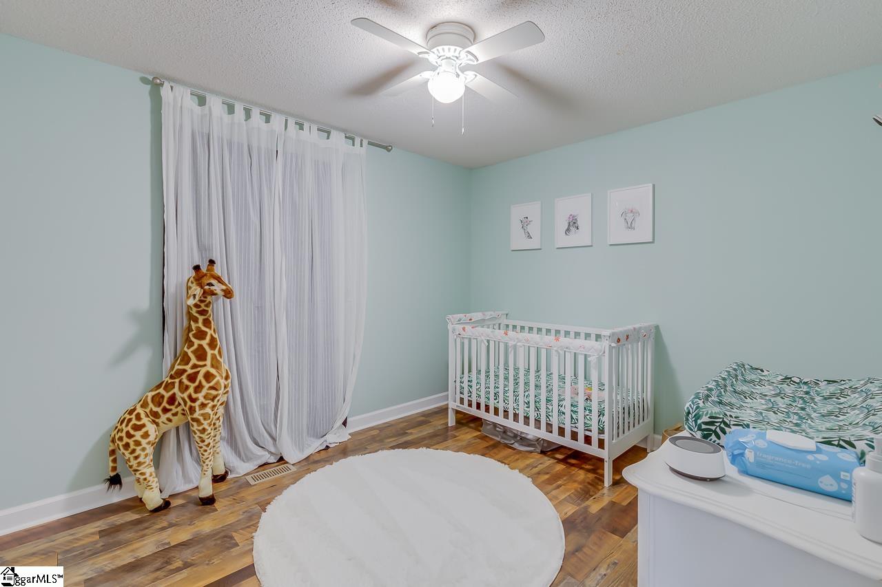 1040 Devenger Road Greer, SC 29650 - Photo 15 of 28 Gallery Image 15