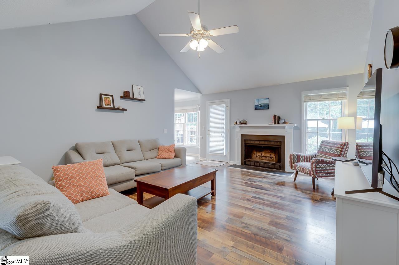 1040 Devenger Road Greer, SC 29650 - Photo 6 of 28 Gallery Image 6