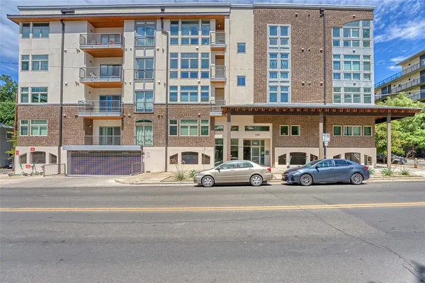 $460,000 | 908 Nueces Street, Unit 31, Austin, TX 78701
