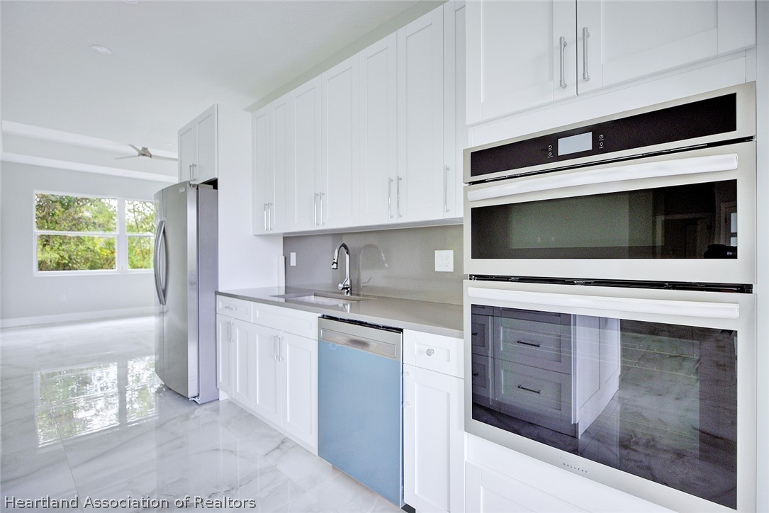 2011 West Falcon Road Avon Park, FL 33825 - Photo 10 of 40
