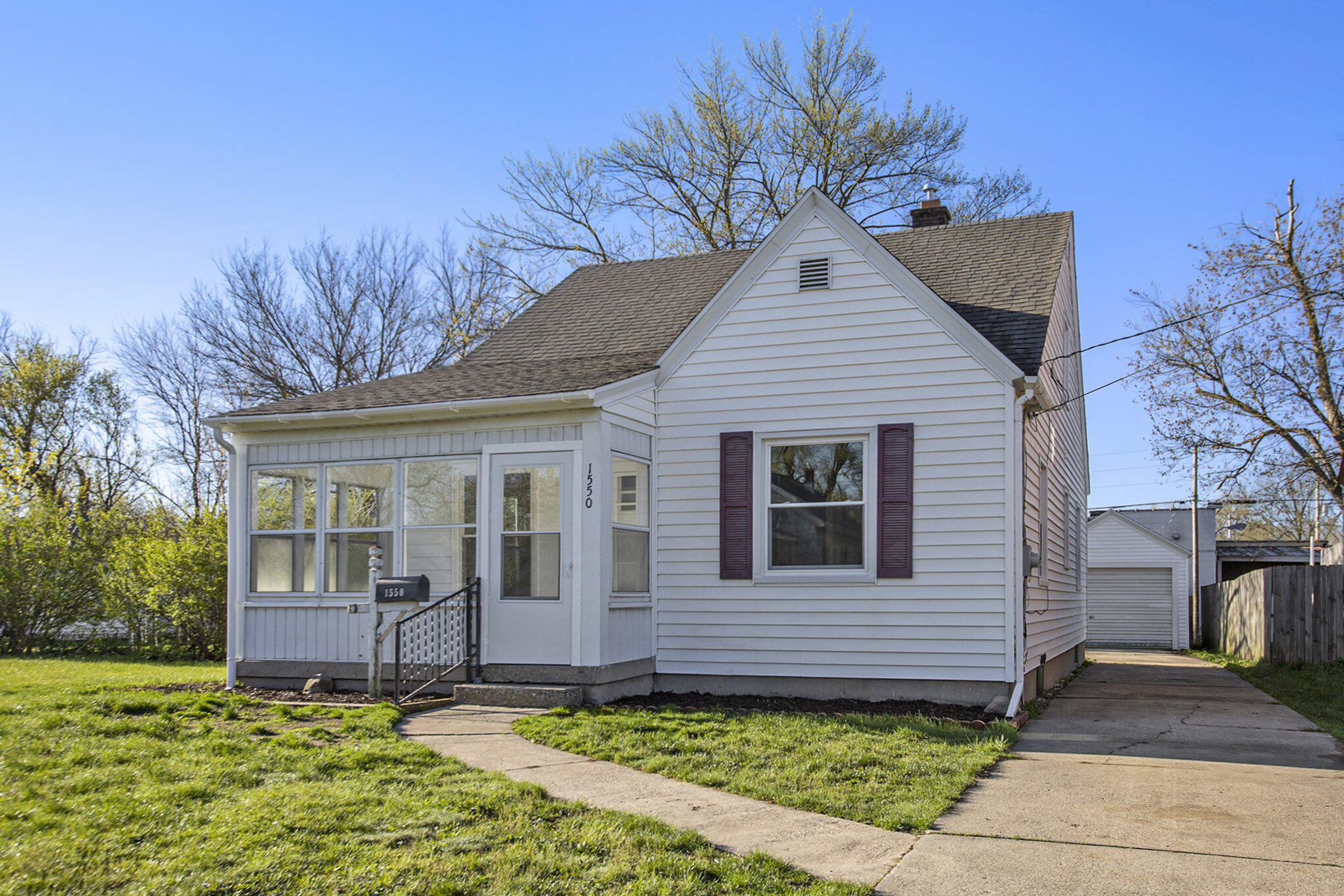 1550 Rathbone Street Southwest Wyoming, MI 49509 - Photo 1 of 30 002_rathbone_49
