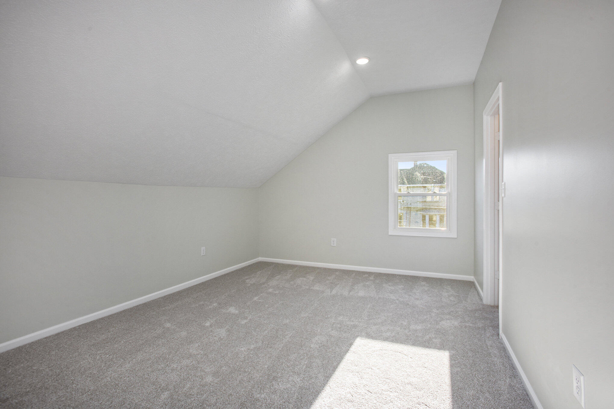 1550 Rathbone Street Southwest Wyoming, MI 49509 - Photo 16 of 30 017_rathbone_27