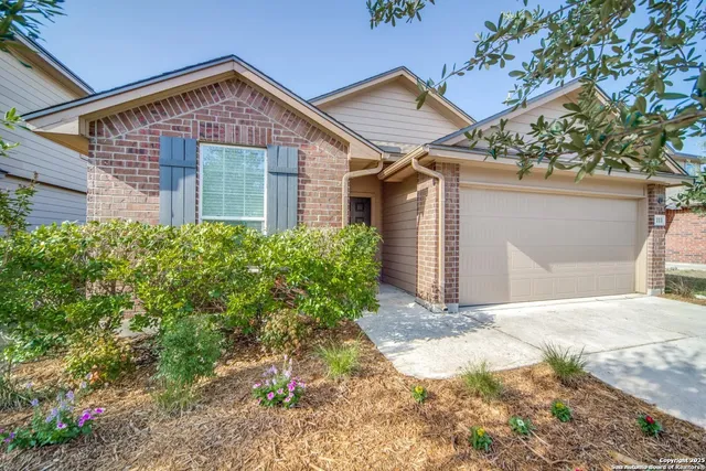 $2,100 | 111 Lina Lane, Boerne, TX 78015
