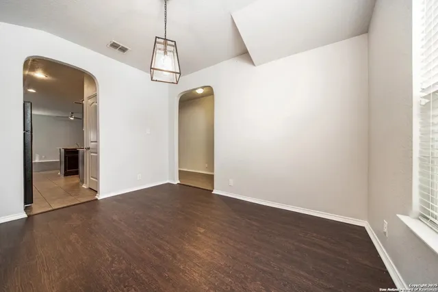 $2,100 | 111 Lina Lane, Boerne, TX 78015