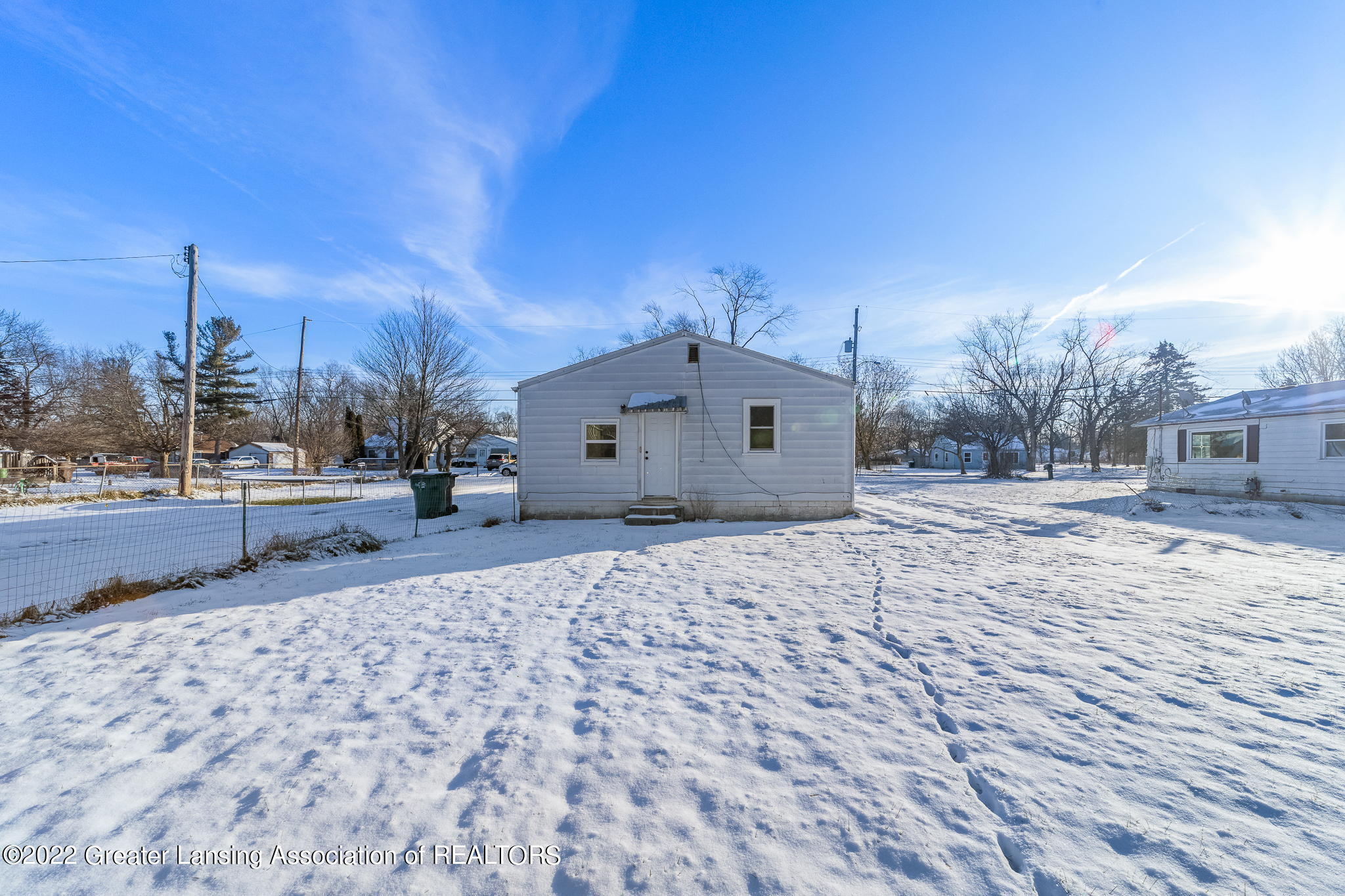 4900 Hughes Road Lansing, MI 48910 - Photo 13 of 16 2-web-or-mls-Home-Exposure-4900-Hughes-1