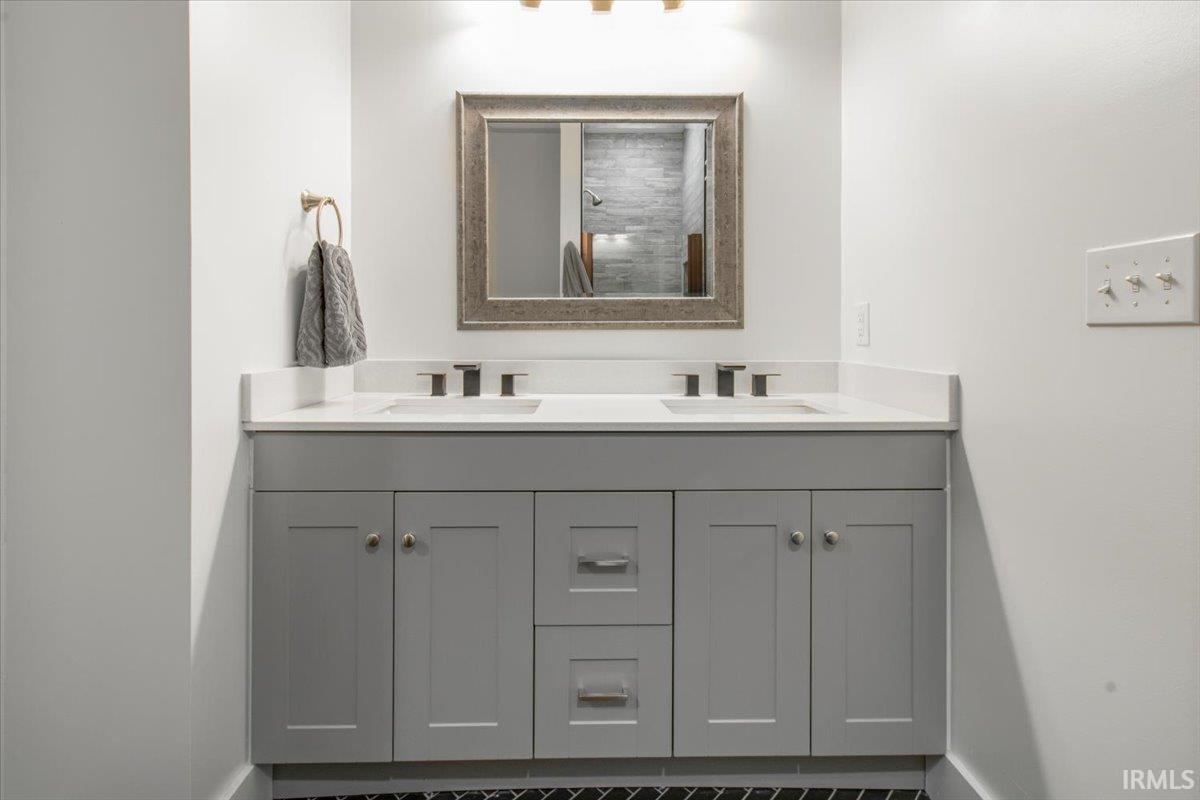 889 South Huntsville Road Winchester, IN 47394 - Photo 13 of 36