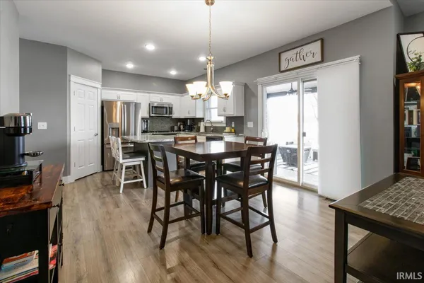 $339,900 | 889 South Huntsville Road, Winchester, IN 47394