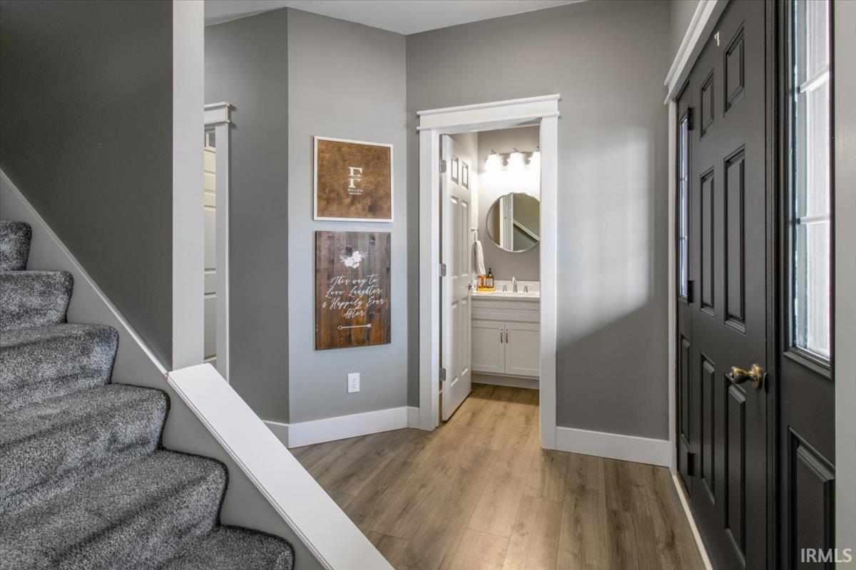 889 South Huntsville Road Winchester, IN 47394 - Photo 7 of 36