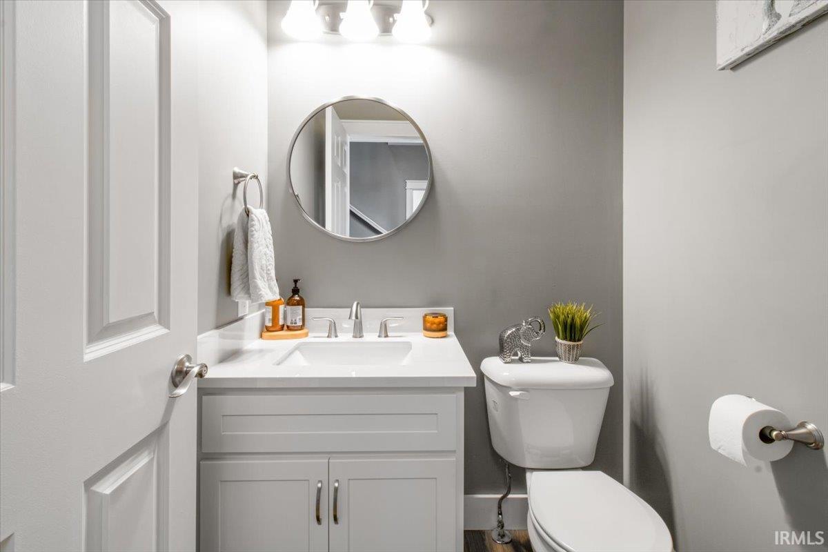 889 South Huntsville Road Winchester, IN 47394 - Photo 8 of 36