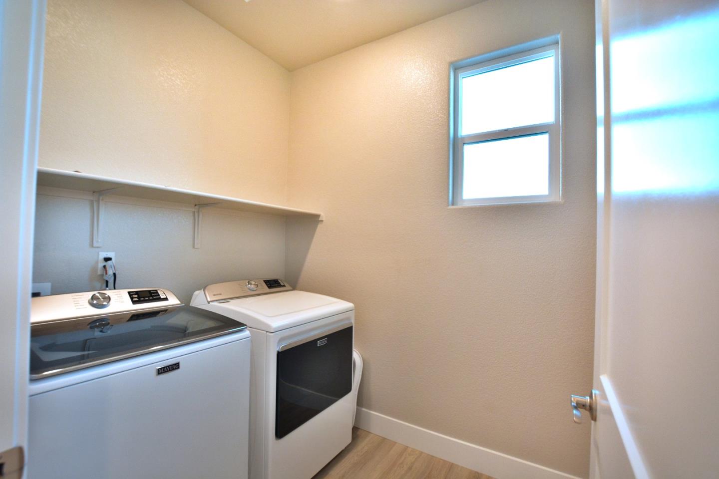 809 Big Range Way Rocklin, CA 95765 - Photo 18 of 31 a utility room with dryer and washer