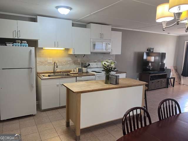 1866 Lower Dowda Mil Ball Ground, GA 30107 - Photo 2 of 8 a kitchen with a refrigerator and a sink