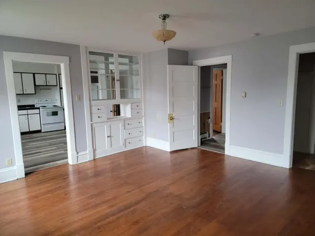 $199,900 | 39 North Shore Drive, Fountain City, WI 54629