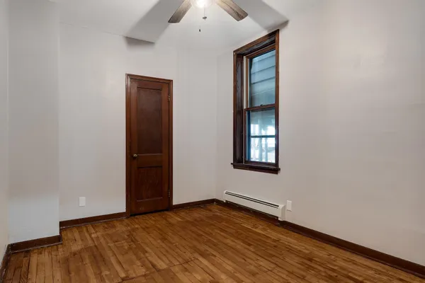 $198,500 | 39 North Shore Drive, Fountain City, WI 54629