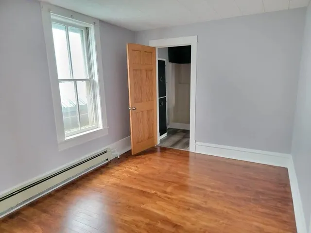 $199,900 | 39 North Shore Drive, Fountain City, WI 54629