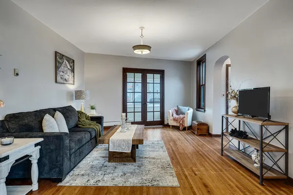 $198,500 | 39 North Shore Drive, Fountain City, WI 54629