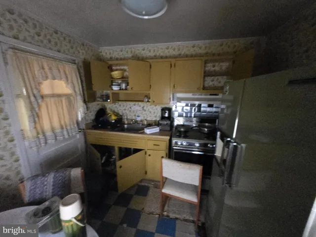 $185,000 | 3506 Cornwall Court, Baltimore, MD 21222