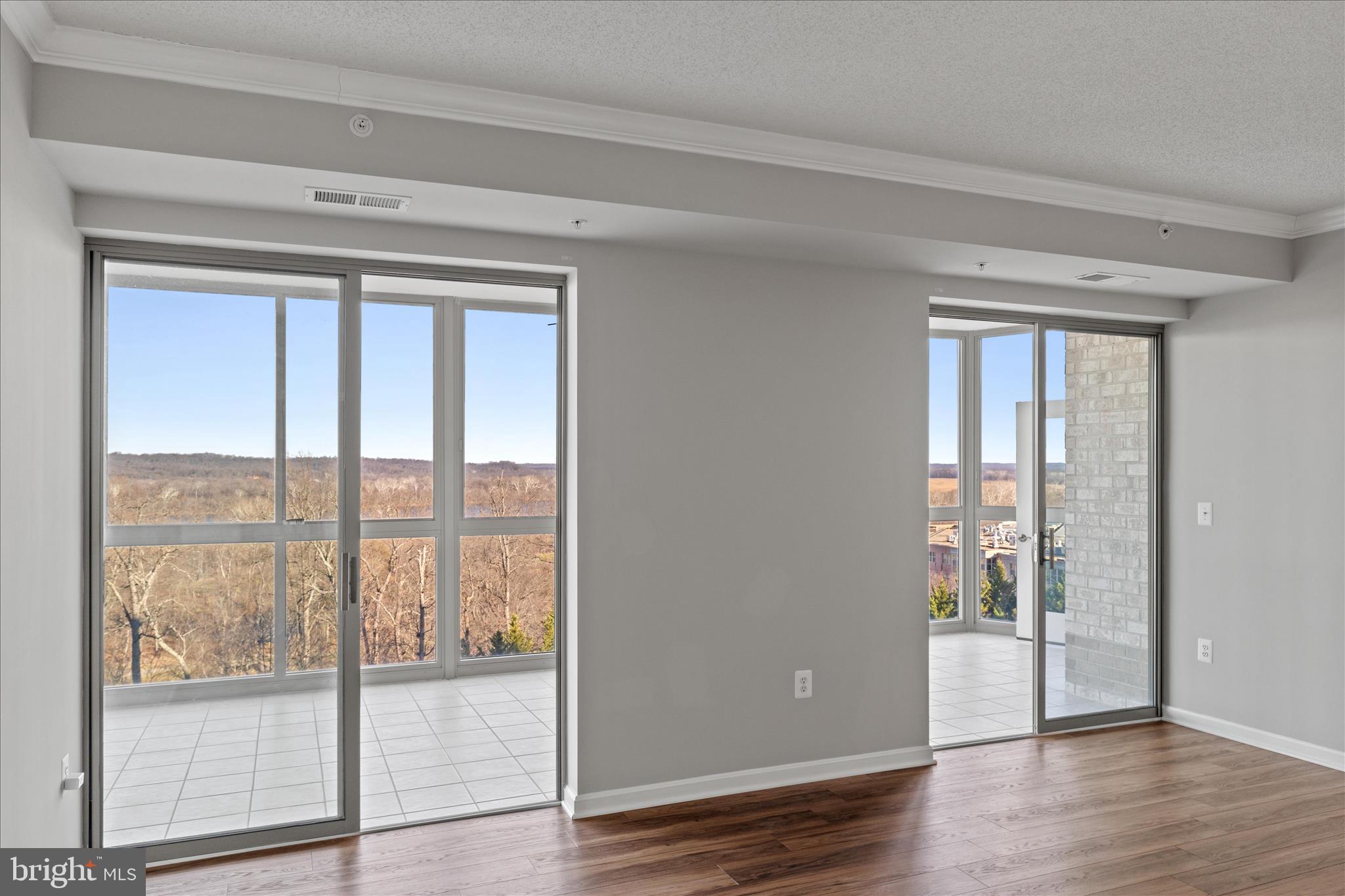 19355 Cypress Ridge Terrace, Unit 612 Leesburg, VA 20176 - Photo 12 of 64 Incredible light and views