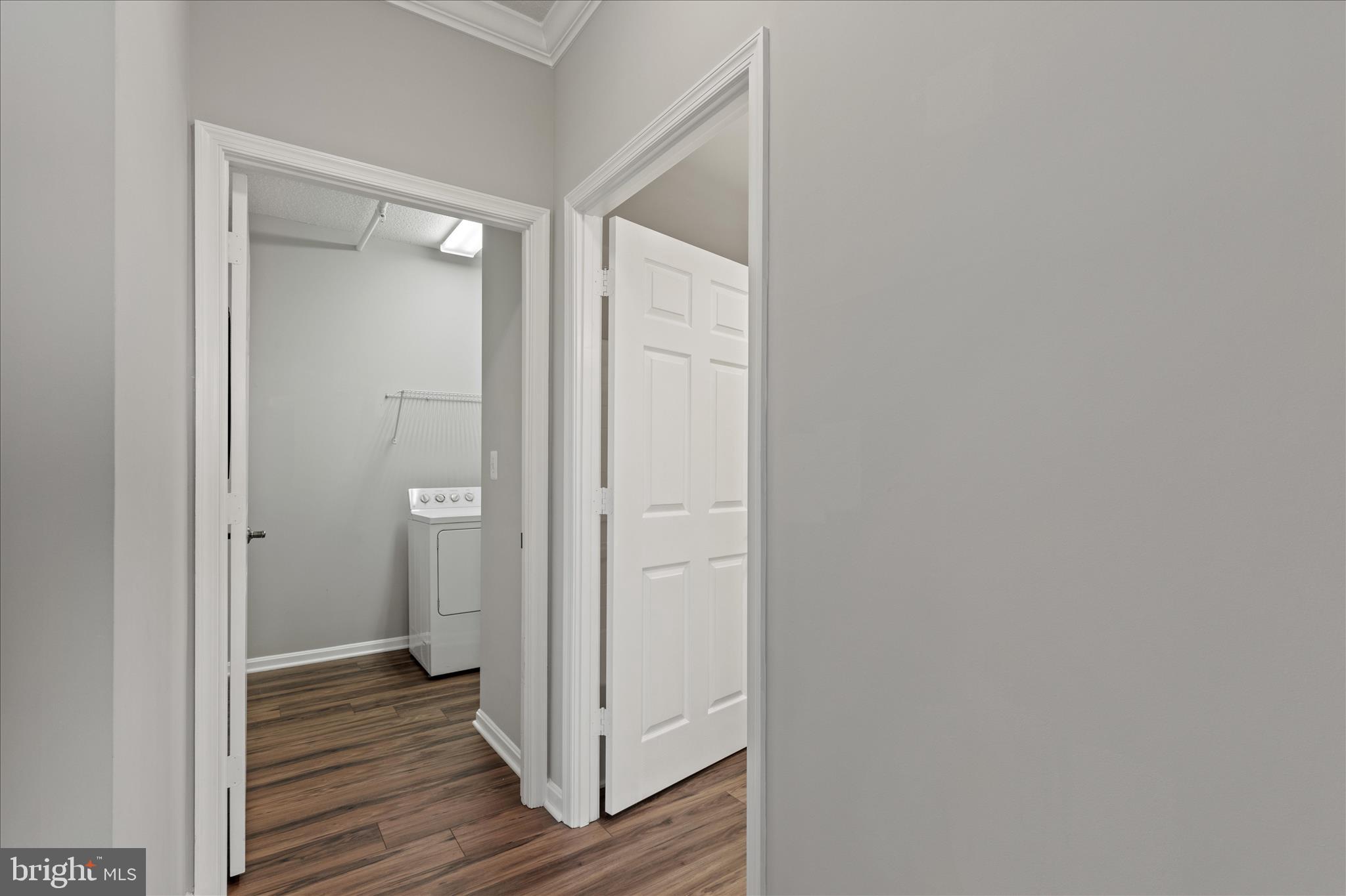 19355 Cypress Ridge Terrace, Unit 612 Leesburg, VA 20176 - Photo 27 of 64 Laundry room