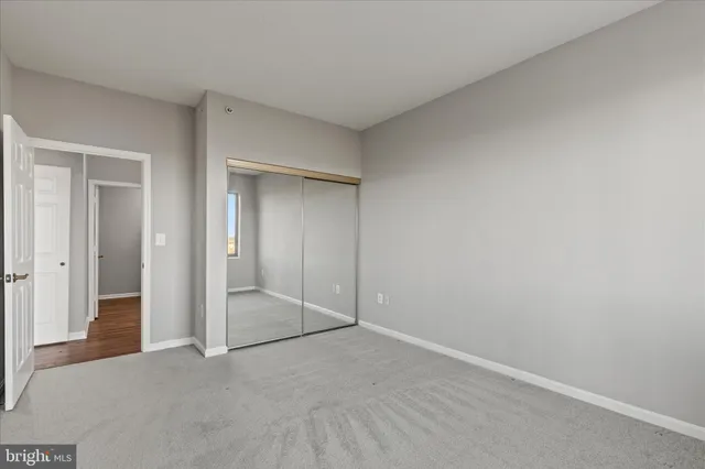 $575,000 | 19355 Cypress Ridge Terrace, Unit 612, Leesburg, VA 20176