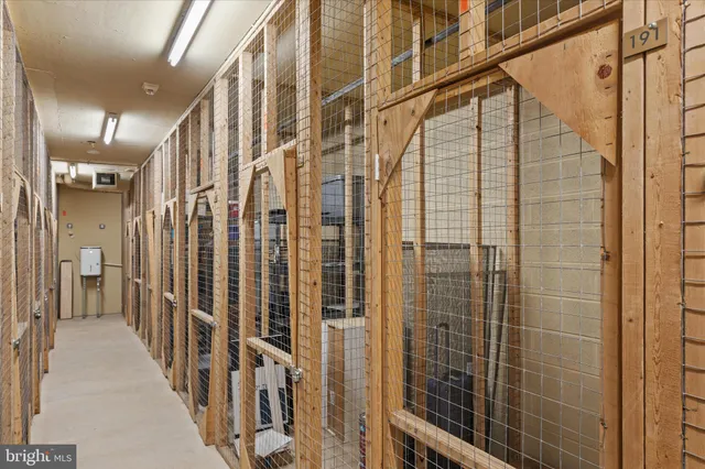 $575,000 | 19355 Cypress Ridge Terrace, Unit 612, Leesburg, VA 20176