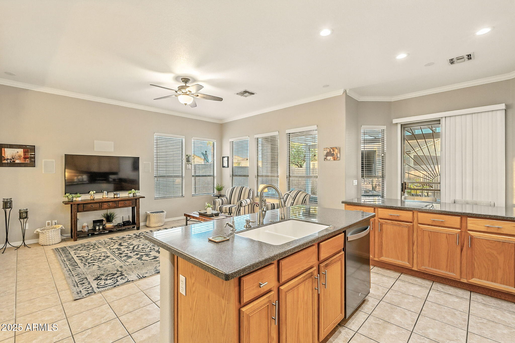 4267 South Strong Box Road Gold Canyon, AZ 85118 - Photo 6 of 78 16-web-or-mls-Strong Box-16