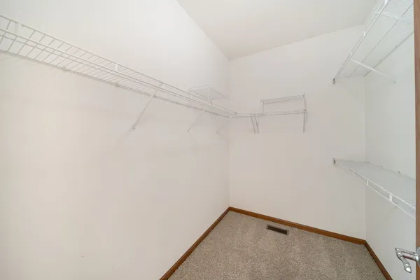 $395,000 | 2370 Carillon Drive, Grayslake, IL 60030