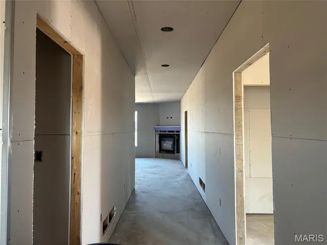 $460,000 | 55820 Lone Cedar Trail, New London, MO 63459