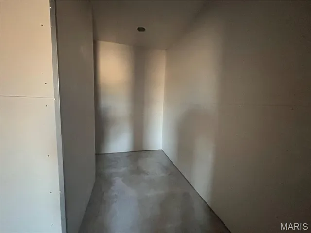 $460,000 | 55820 Lone Cedar Trail, New London, MO 63459