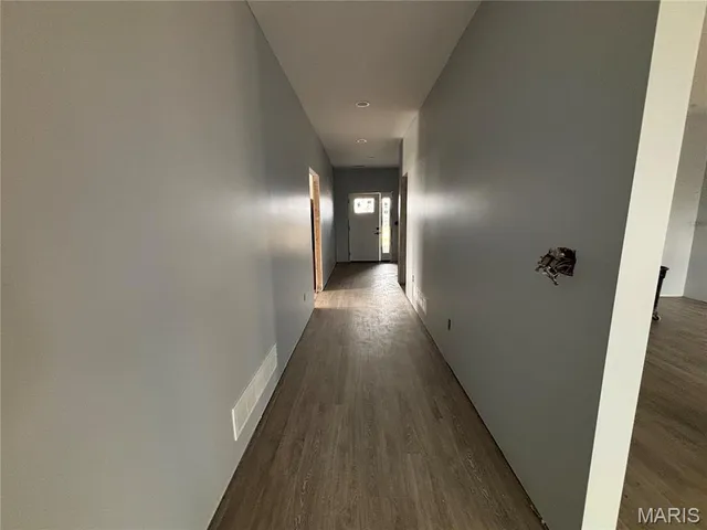 $460,000 | 55820 Lone Cedar Trail, New London, MO 63459