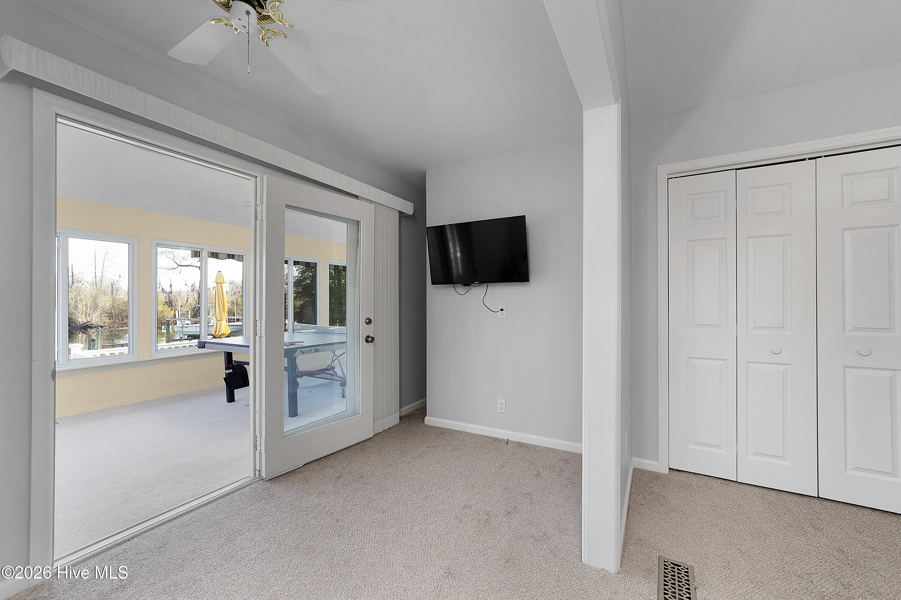104 Outrigger Road New Bern, NC 28562 - Photo 12 of 41 Owners Suite
