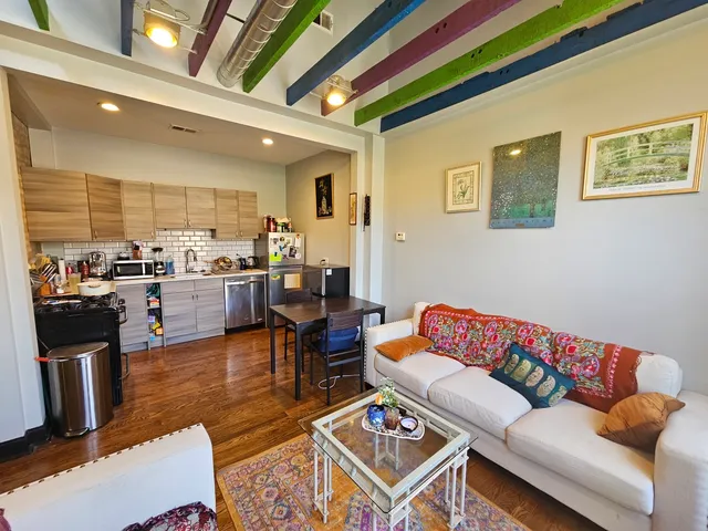 $1,995 | 1800 South Allport Street, Unit 202, Chicago, IL 60608