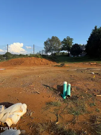 $59,900 | 296 Monroe Drive, Bristol, TN 37620