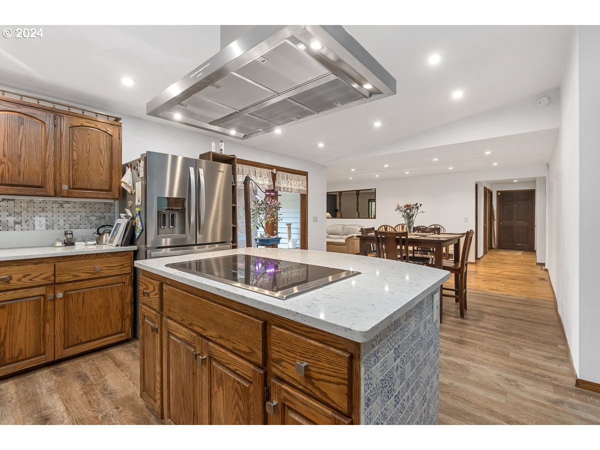 54638 Reid Road Scappoose, OR 97056 - Photo 16 of 48 Gallery Image 16