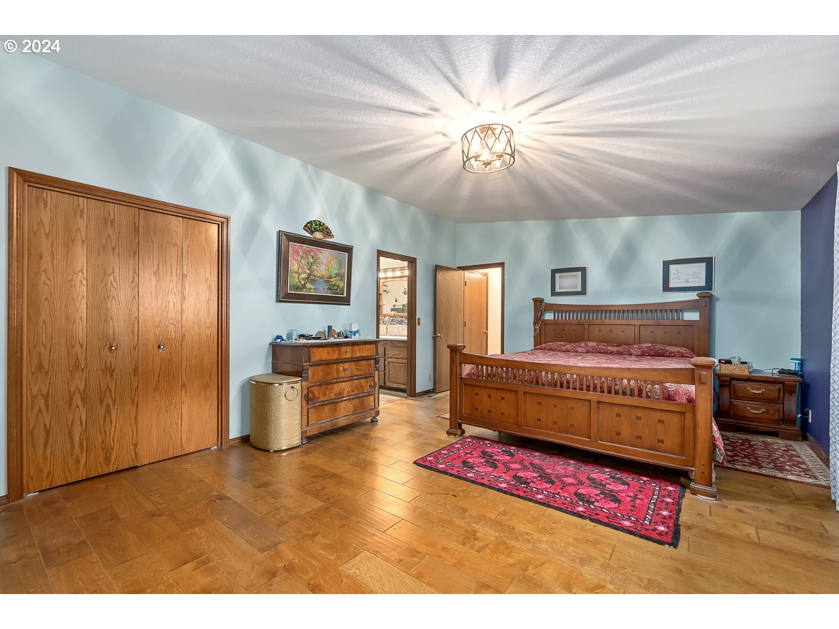 54638 Reid Road Scappoose, OR 97056 - Photo 17 of 48 Gallery Image 17
