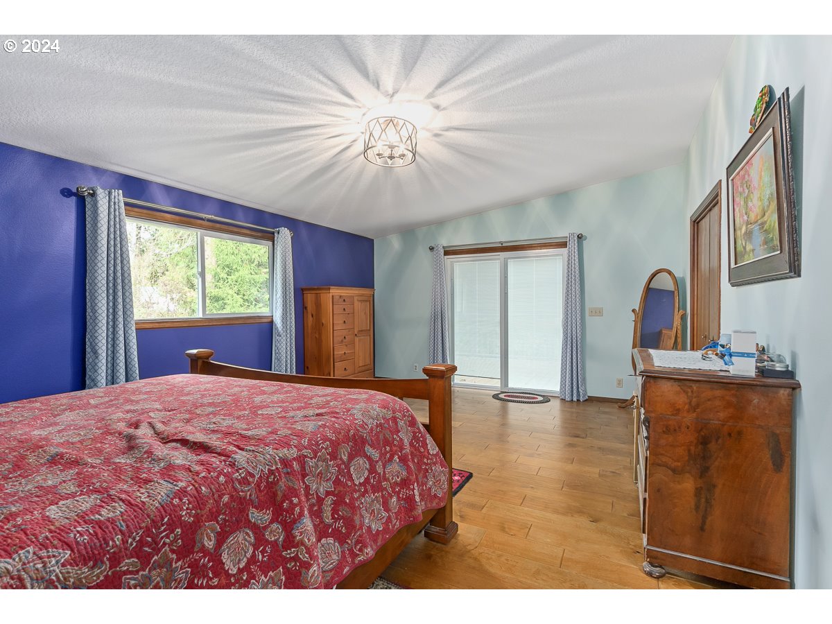 54638 Reid Road Scappoose, OR 97056 - Photo 18 of 48 Gallery Image 18