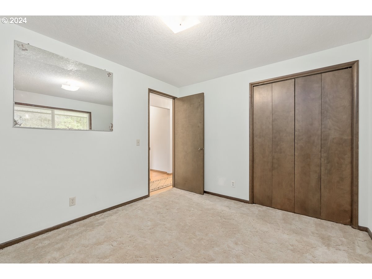 54638 Reid Road Scappoose, OR 97056 - Photo 22 of 48 Gallery Image 22