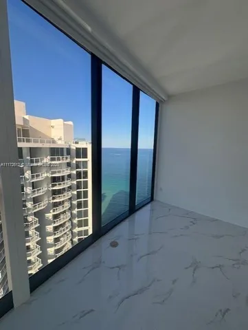 $4,990,000 | 18555 Collins Avenue, Unit 2905, Sunny Isles Beach, FL 33160